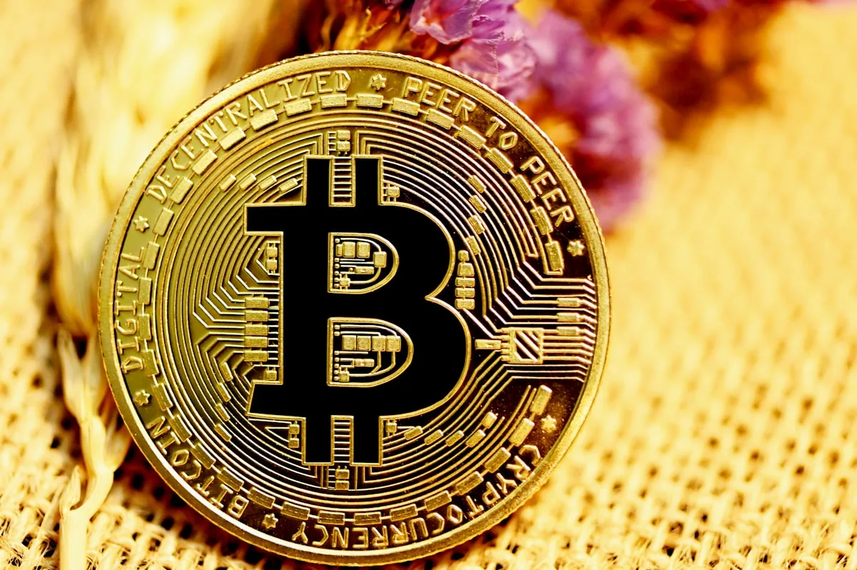 Prop Firms with Instant Payouts & Crypto Withdrawals (Under 24 Hours) — Featured Image